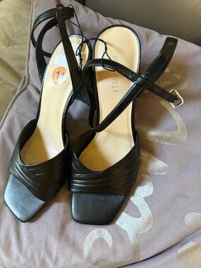 Nine West Black Strappy Square-Toe Block Heel Sandals
